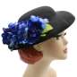 Preview: Schwarzer grosser Hut mit blauer Ansteckblume zum Wechseln