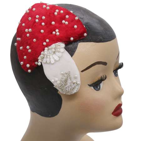 Cute fascinator with Toadstool