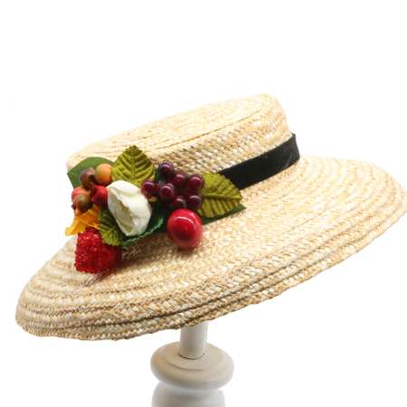 hat with fruits