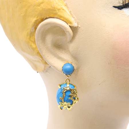 Earrings with gold set turquoise gemstone, filigree