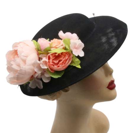 Schwarzer Hut mit rosa Ansteckblume zum Wechseln