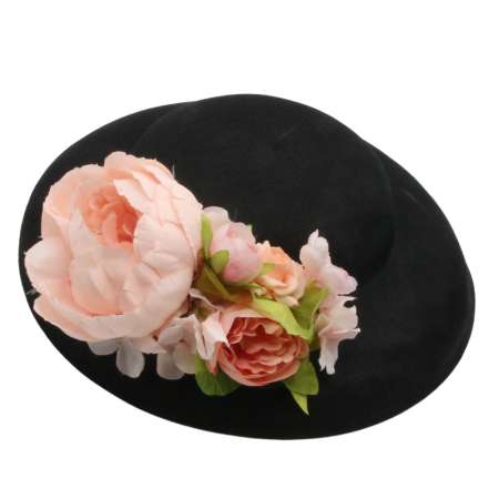 Schwarzer Großer Hut mit rosa Ansteckblume zum Wechseln