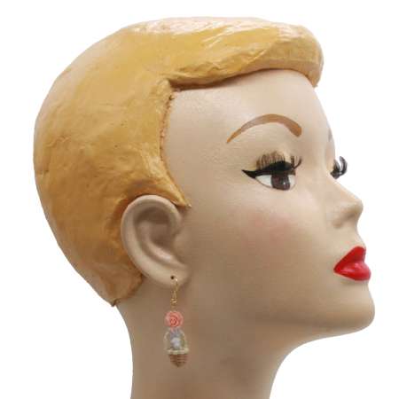 Osterhase im Korb - süße Ohrringe mit Vintage Figur 02
