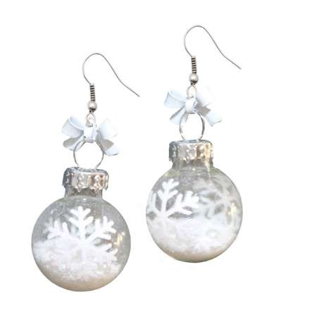 earrings snow globel white glittering vintage white xmas