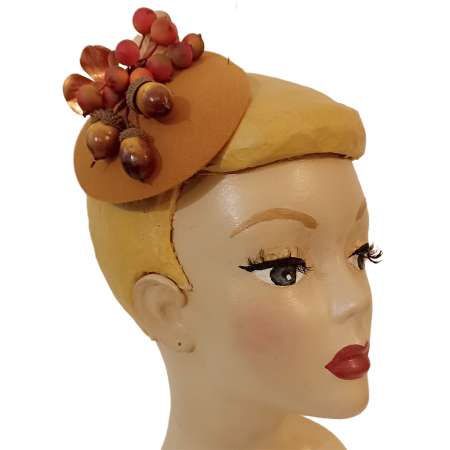 fascinator with acorns