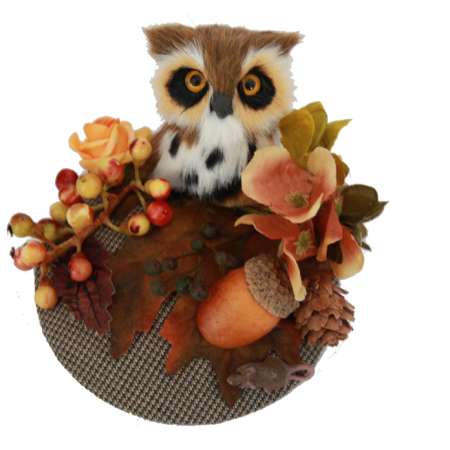 fascinator in autumn with owl