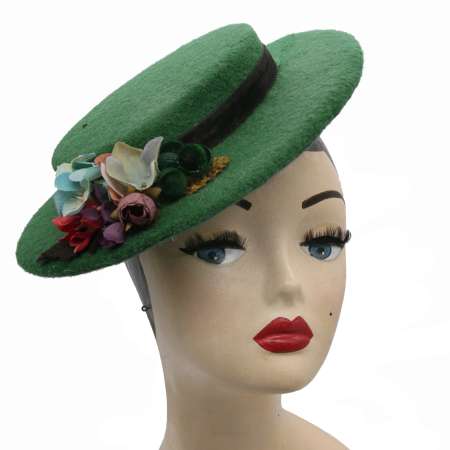 Small vintage style dark green wool hat