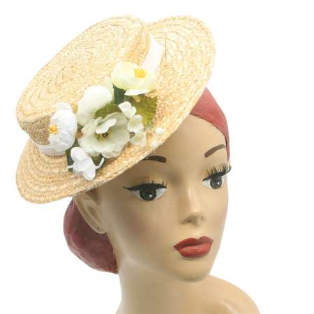 Small Straw Hat & white Flowers (Changeable Corsage Bouquet)