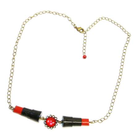 Wilhelmina Af Fera: Necklace - swinging lipsticks necklace