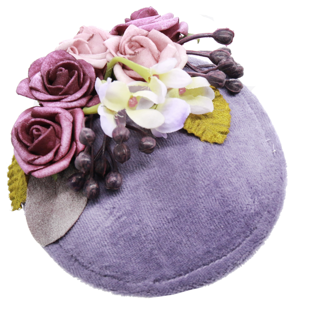 Vintage Stil Fascinator in lila violett Blumen mit