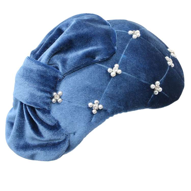 Stahlblauer Samt Half Hat / Fascinator mit Perlen & Schleife