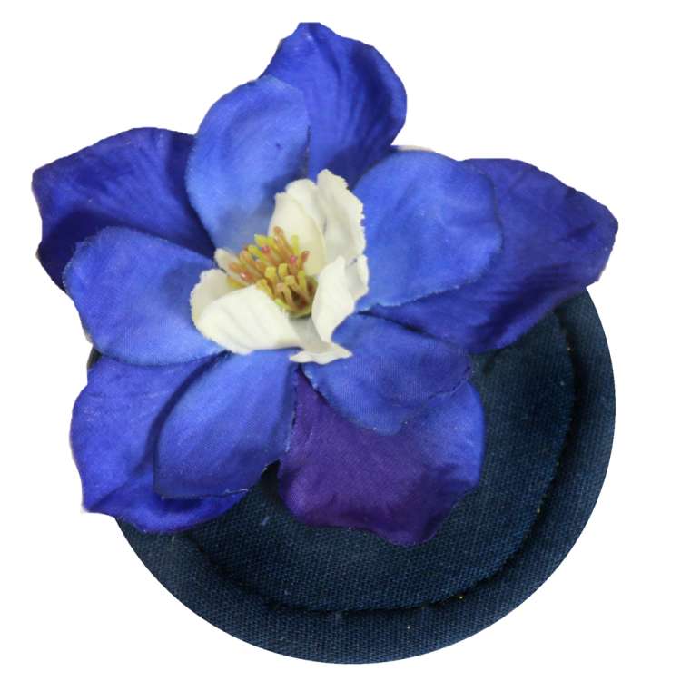 Blaue Blume auf Mini Fascinator