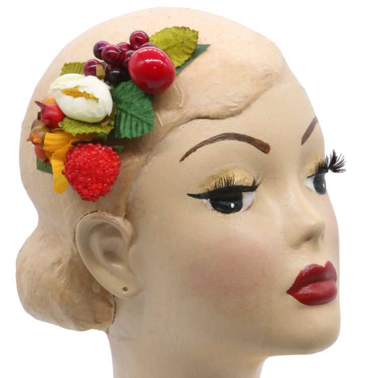 Haarblume mit Obst & Ansteckblume