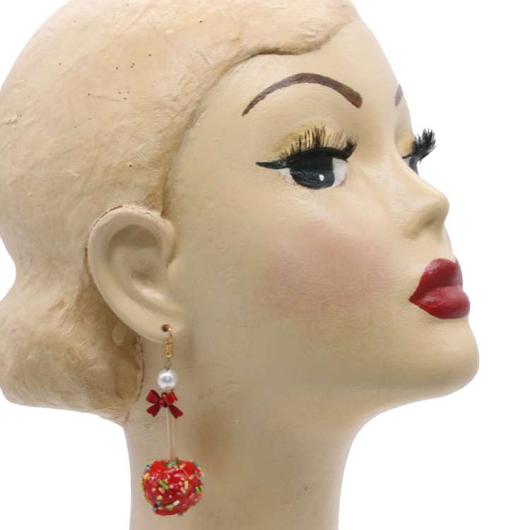 head with Earrings with candied apple in red