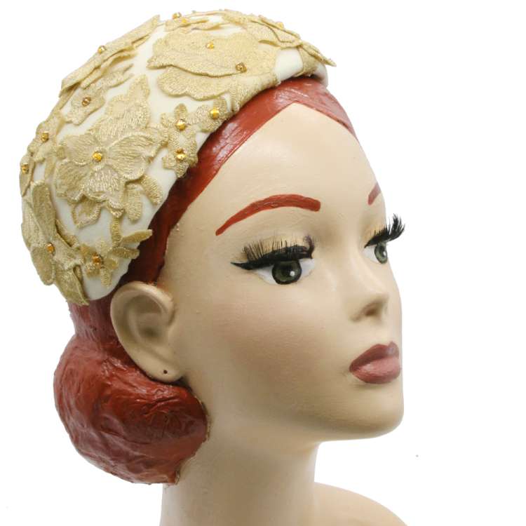 Gold flower Half hat with lace - big fascinator in vintage look