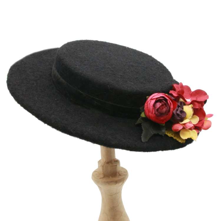 Black Small Boater Hat made of wool fabric