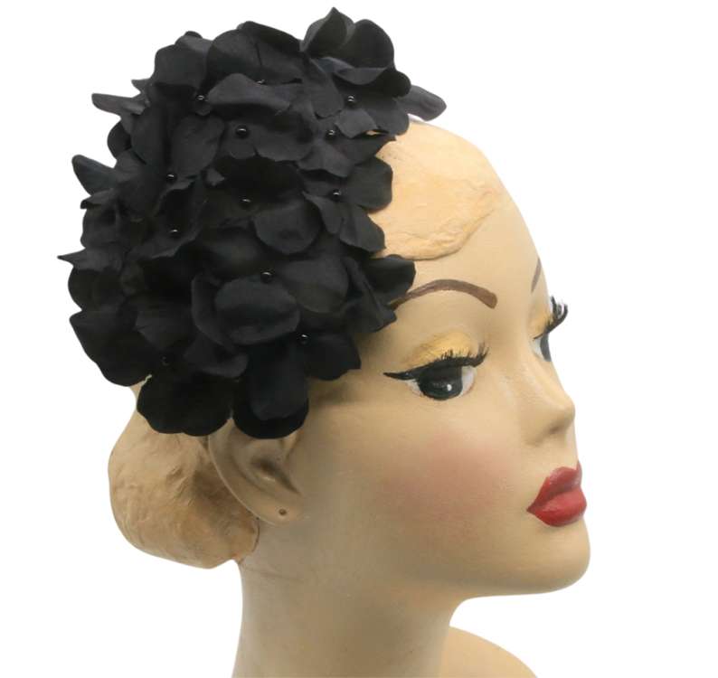 fascinator schwarz Blumen vintage hortensien