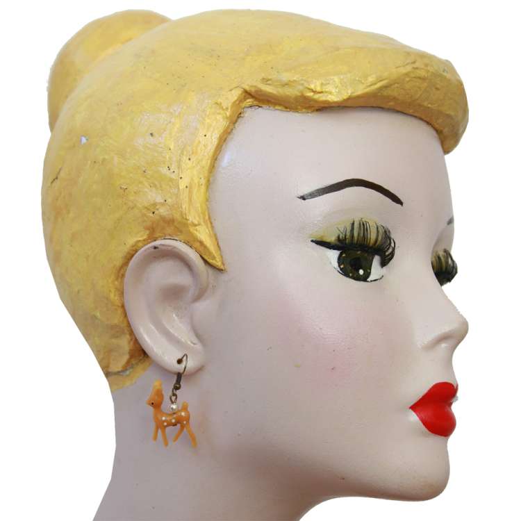 Kopf mit Ohrringen mit Rehkitz - echte Vintage-Figur