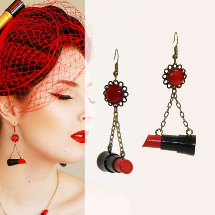 Wilhelmina Af Fera: Earrings - swinging lipsticks vintage