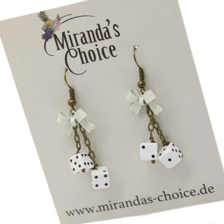 Rockabilly Earrings with Small Cubes in White