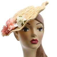 Straw Hat with Brim in Wave Shape with pink Silk Flowers
