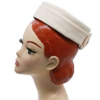 Pillbox hat in ivory - round hat without brim in 50th style