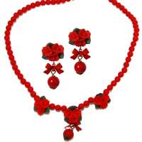 Red roses and pearl - earrings & necklace